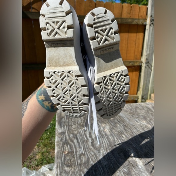 Platform Converse high top black white womans bleach splatter size 8 - Picture 3 of 9